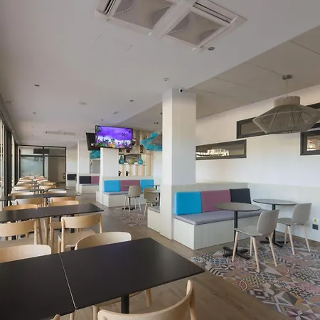 玛丽娜达酒店 酒店